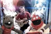 'Ground Control to Major Tom' with Chris Hadfield, Mario and Fafa